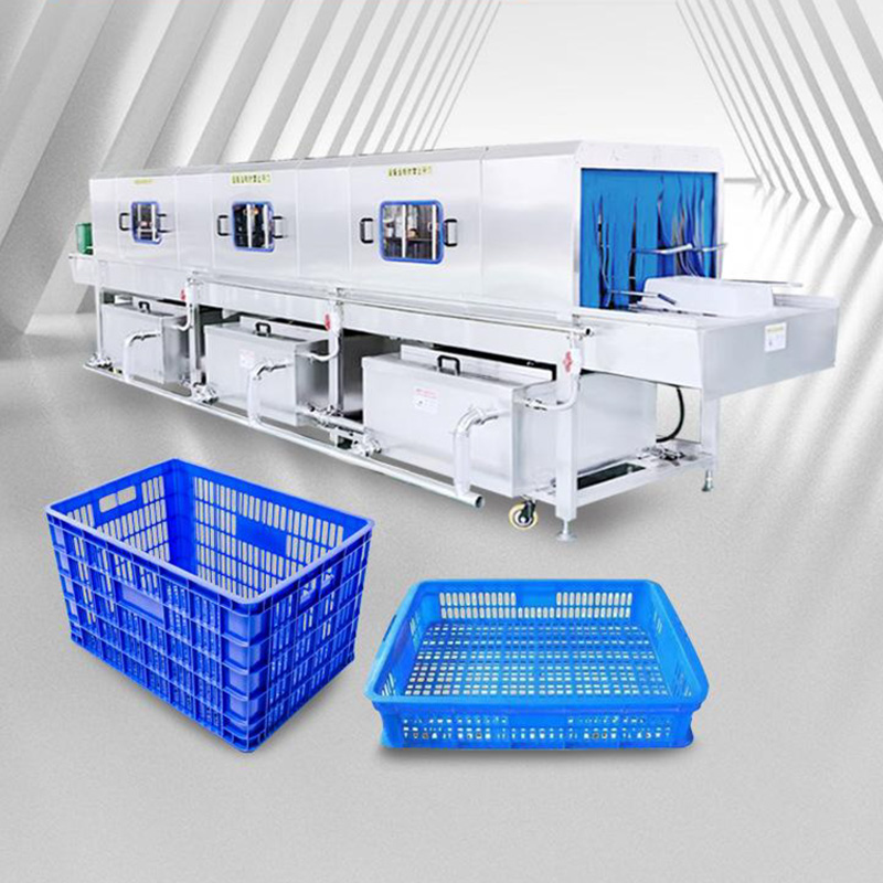 Turnover basket/tray cleaning machine